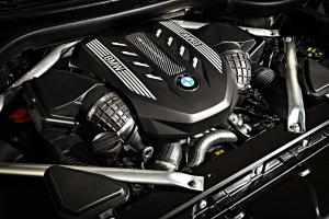 BMW X7 M50i 2019 года  (WW)